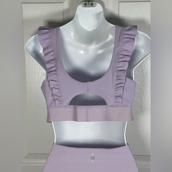 Free People Ruffle Me Up Yoga Leggings Set Top- Medium Bottoms-XS Lavender - Picture 9 of 15